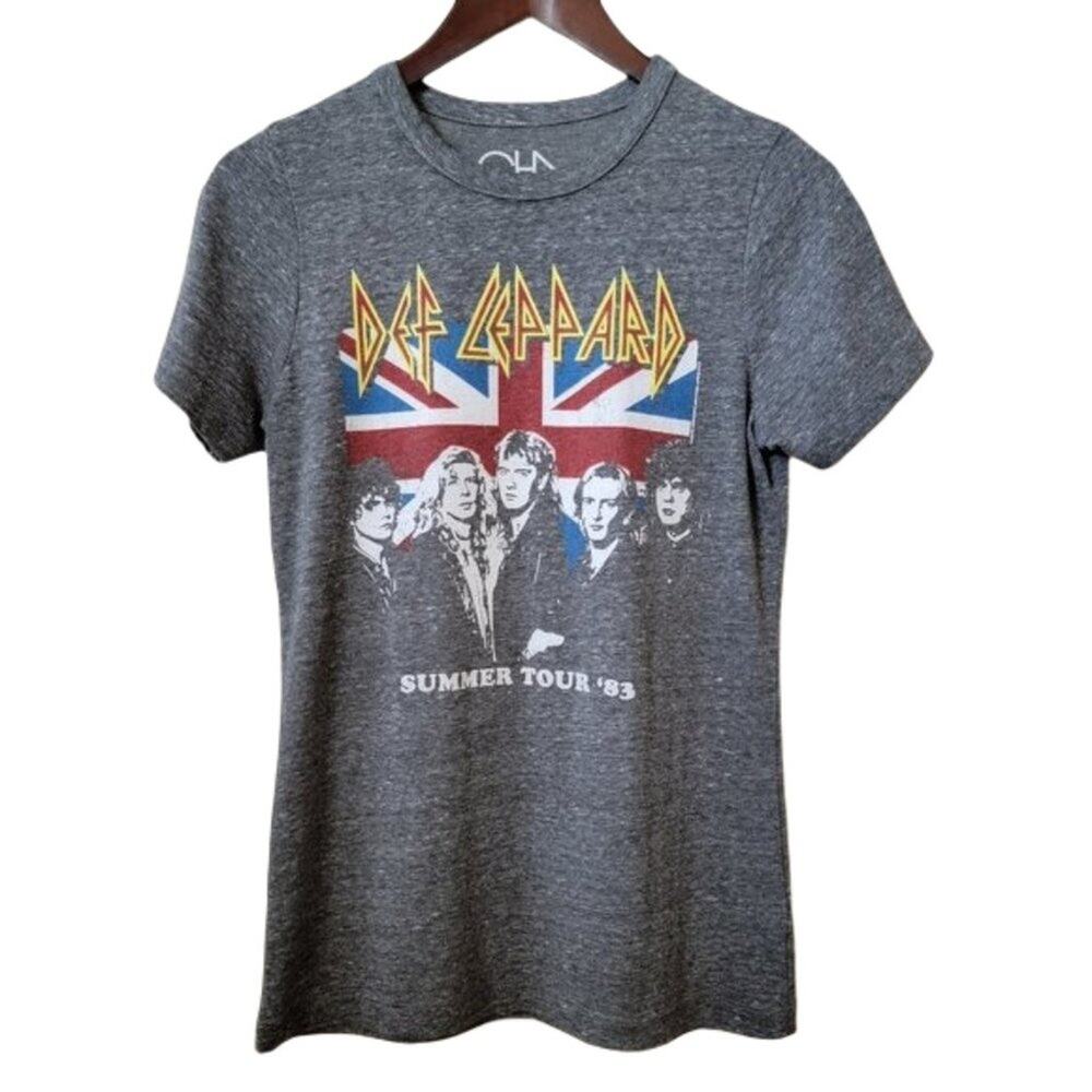 Chaser Distressed Def Leppard Graphic Band Tee